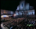 Estreno en Italia de Aires de Tango, segundo premio del concurso de composici�n internacional 2 de agosto - Solista :Robert Cohen, Orquesta Arturo Toscanini y del teatro comunale de Parma, Bologna